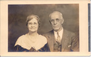 Howard B Anderson and his wife Hattie B Cather, c1934.