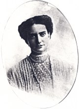 Undated photo, estimated to be 1905-1910.